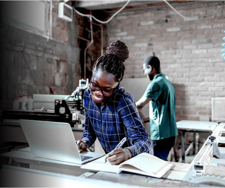 why-frontier-hero-SMB-desktop